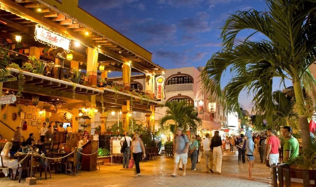 Lorena Ochoa - Corasol Playa del Carmen Apartment